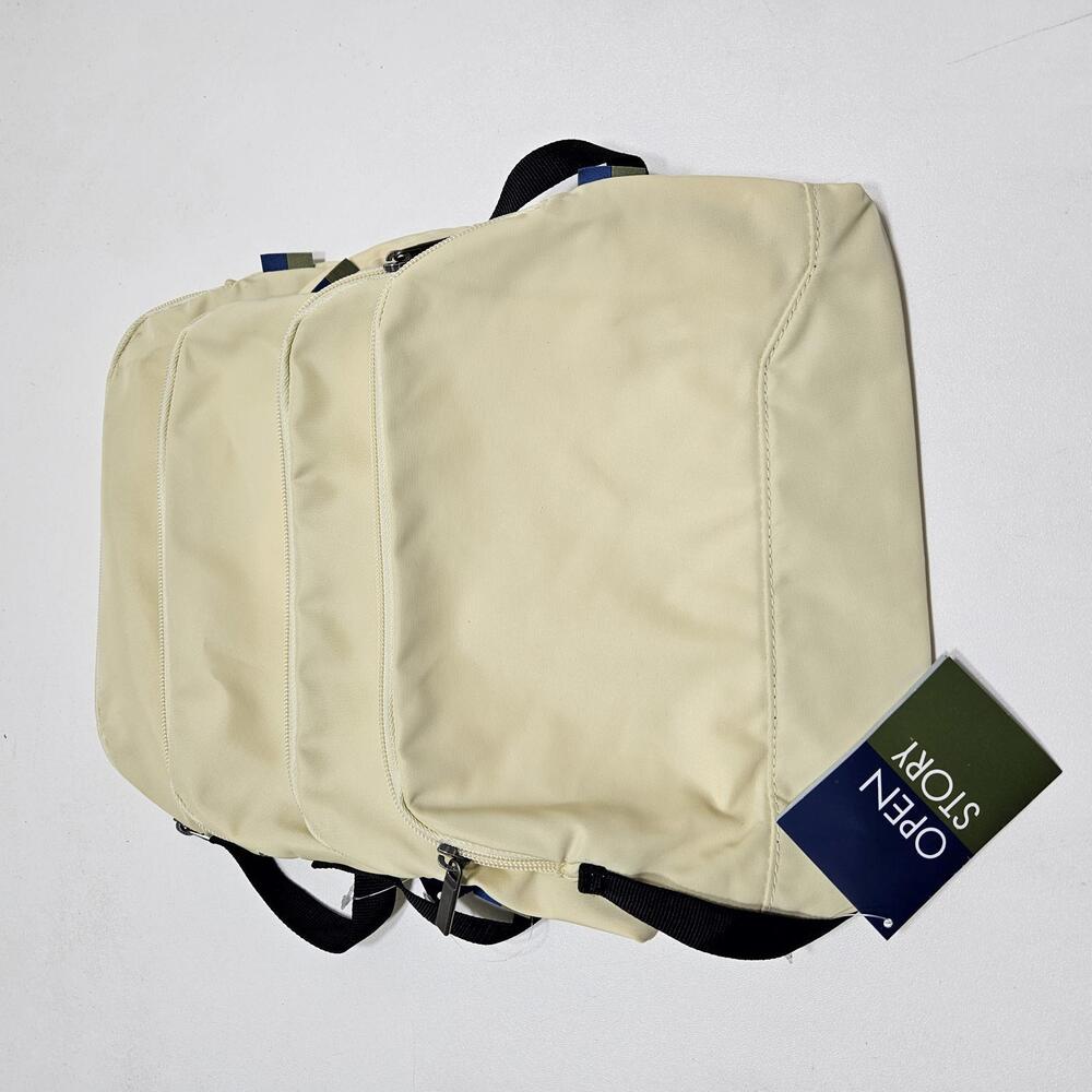 New 4 Pack Open Story Toiletry Bags